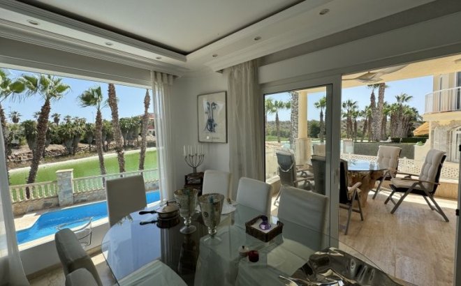 Resale - Villa -
Orihuela Costa - Costa Blanca