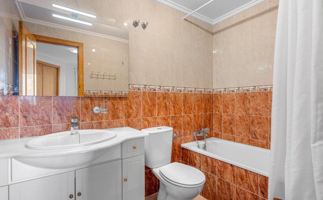 Resale - Apartment -
Torrevieja - Costa Blanca