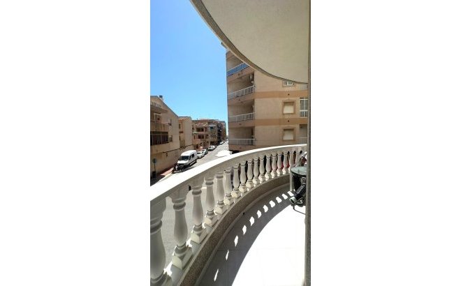 Resale - Apartment -
Torrevieja - Acequion