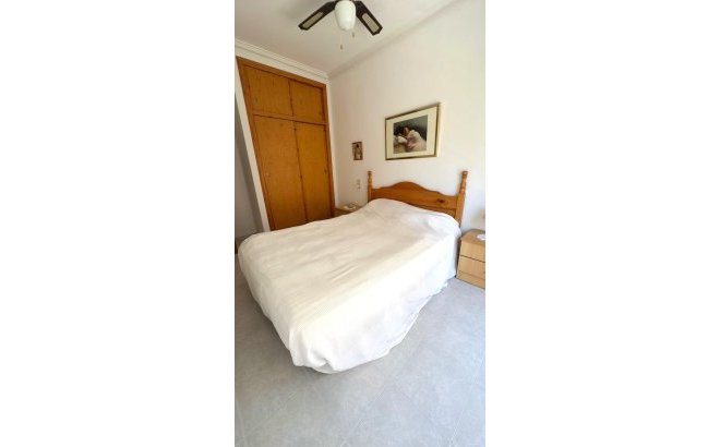 Resale - Apartment -
Torrevieja - Acequion