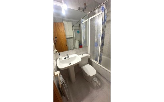 Resale - Apartment -
Torrevieja - Acequion