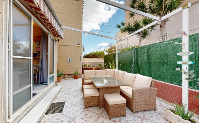 Resale - Semi Detached -
San Miguel de Salinas - 03193