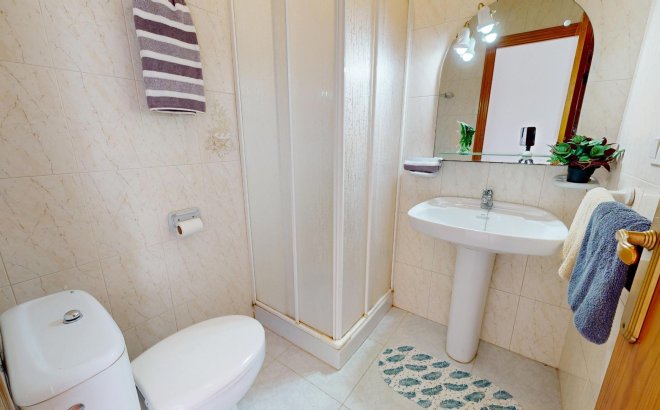 Resale - Semi Detached -
San Miguel de Salinas - 03193