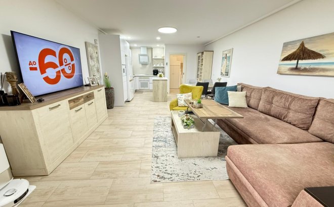 Resale - Town House -
Torrevieja - El Chaparral
