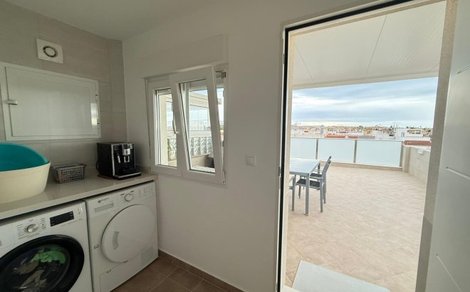 Resale - Town House -
Torrevieja - El Chaparral