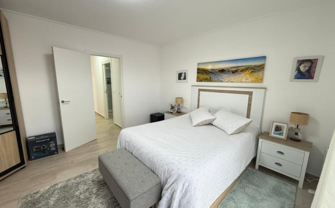 Resale - Town House -
Torrevieja - El Chaparral