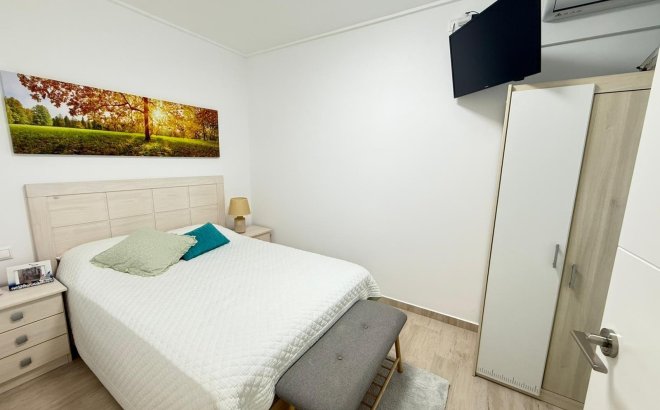 Resale - Town House -
Torrevieja - El Chaparral