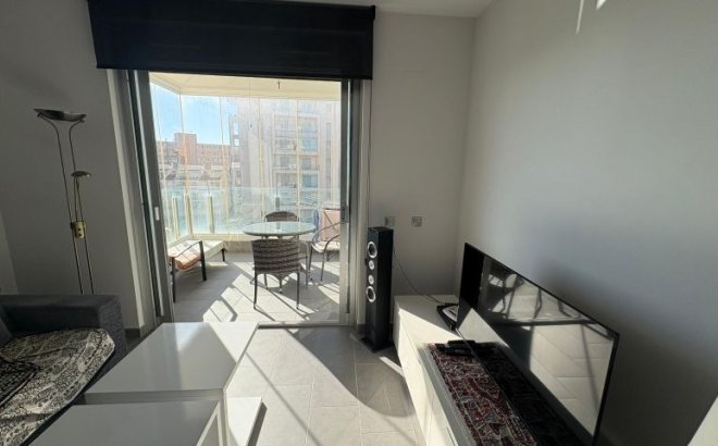 Resale - Apartment -
Torrevieja - Costa Blanca