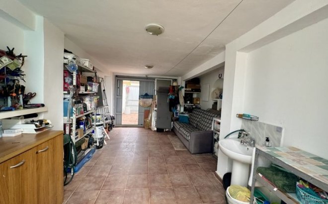 Resale - Villa -
Torrevieja - Costa Blanca