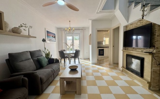 Resale - Villa -
Torrevieja - Costa Blanca