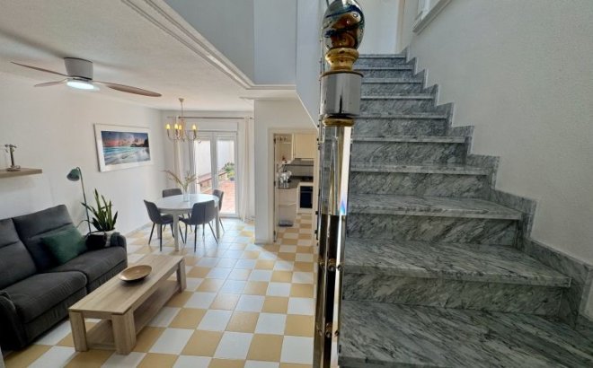 Resale - Villa -
Torrevieja - Costa Blanca