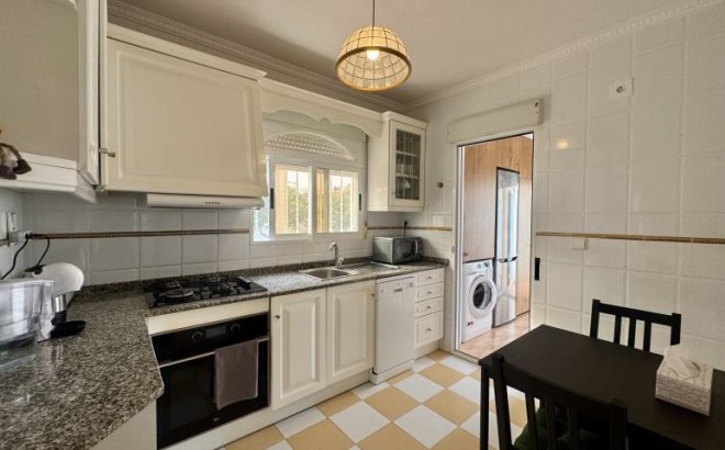 Resale - Villa -
Torrevieja - Costa Blanca
