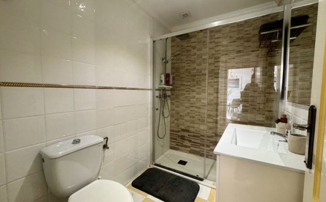 Resale - Villa -
Torrevieja - Costa Blanca