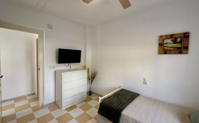Resale - Villa -
Torrevieja - Costa Blanca