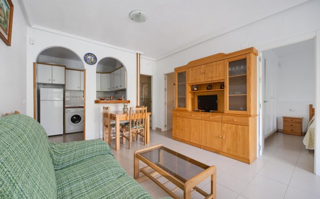Resale - Bungalow -
Torrevieja - Costa Blanca