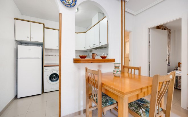 Resale - Bungalow -
Torrevieja - Costa Blanca