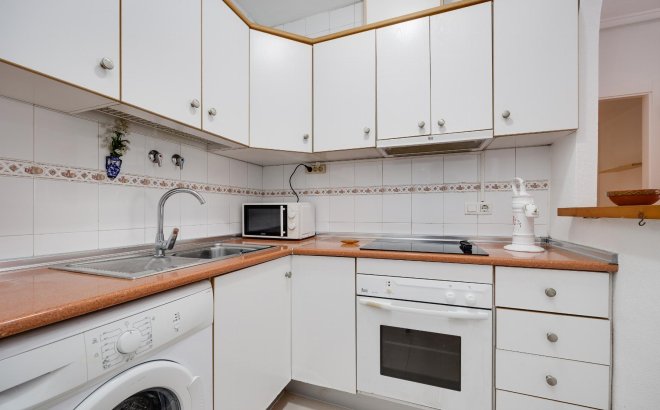 Resale - Bungalow -
Torrevieja - Costa Blanca