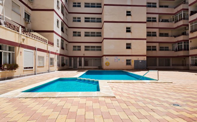 Resale - Apartment -
Torrevieja - Costa Blanca