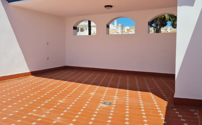 Resale - Bungalow -
Villamartin - Costa Blanca
