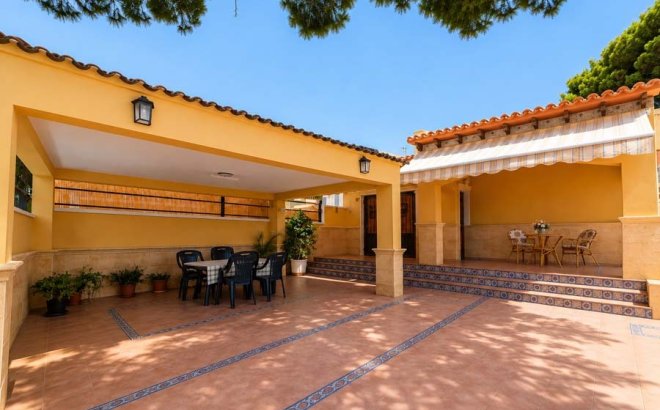 Resale - Semi Detached -
Orihuela Costa - Punta Prima