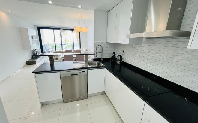 Resale - Apartment -
Punta Prima - Costa Blanca