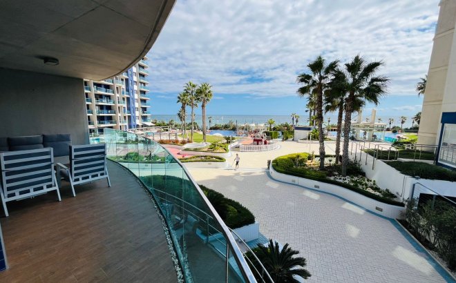 Resale - Apartment -
Punta Prima - Costa Blanca