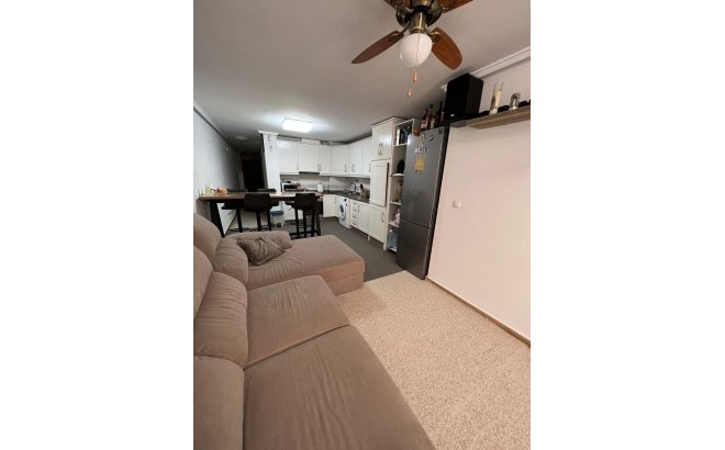 Resale - Apartment -
Torrevieja - Centro