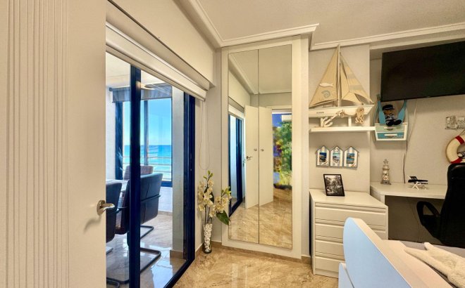 Resale - Apartment -
Torrevieja - Torre La Mata
