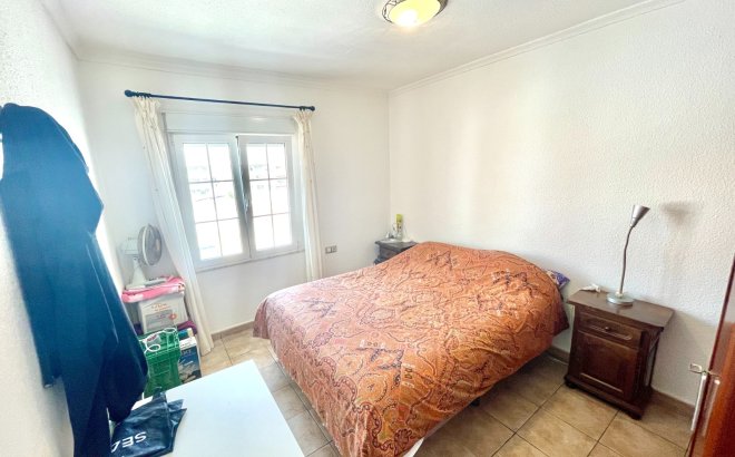 Herverkoop - Villa -
Benijofar - Costa Blanca