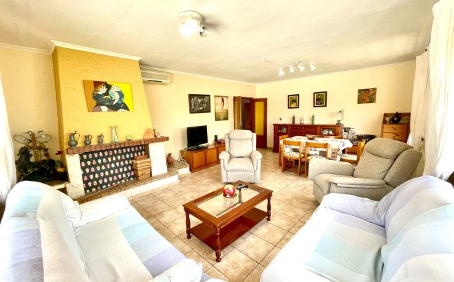 Herverkoop - Villa -
Benijofar - Costa Blanca