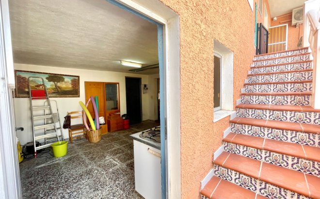 Herverkoop - Villa -
Benijofar - Costa Blanca