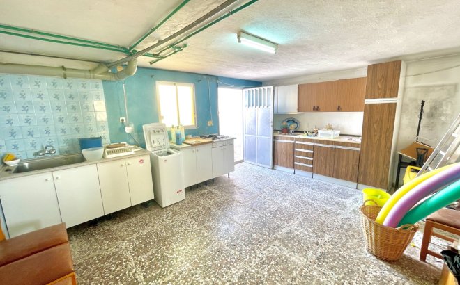 Herverkoop - Villa -
Benijofar - Costa Blanca