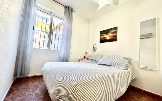 Resale - Apartment -
La Zenia - Costa Blanca