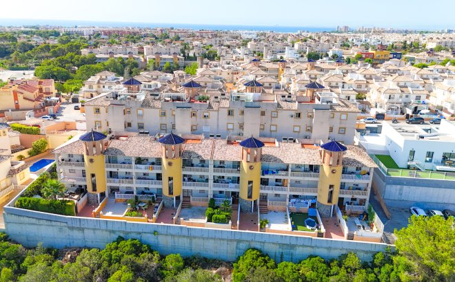 Resale - Apartment -
Cabo Roig - Costa Blanca