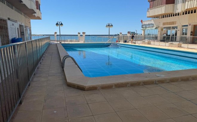 Resale - Apartment -
Torrevieja - Playa del Acequión