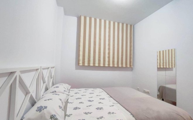 Resale - Apartment -
Orihuela Costa - Horizonte - La Campana