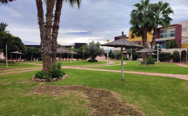 Resale - Apartment -
Orihuela Costa - Horizonte - La Campana