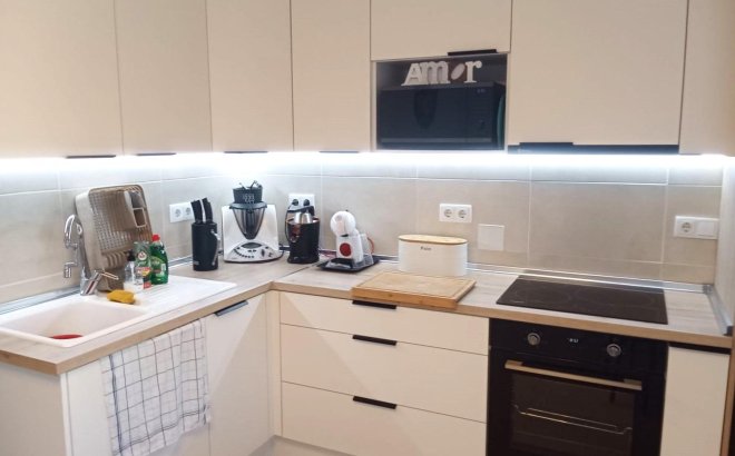 Resale - Bungalow -
Torrevieja - Torretas