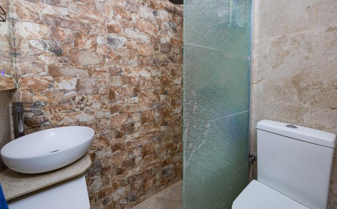 Resale - Bungalow -
Torrevieja - La Siesta - El Salado - Torreta