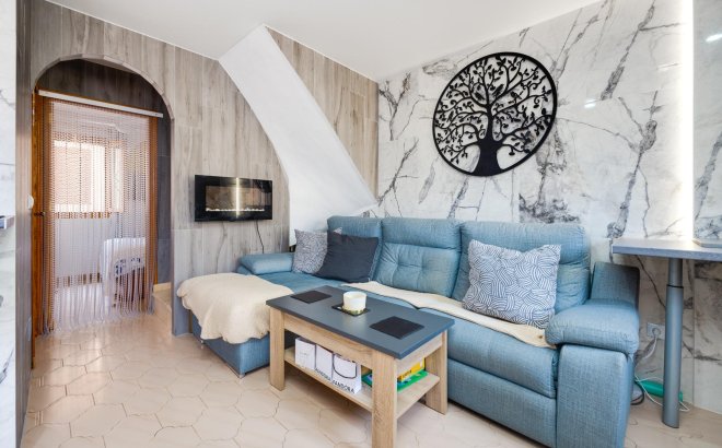 Resale - Bungalow -
Torrevieja - La Siesta - El Salado - Torreta