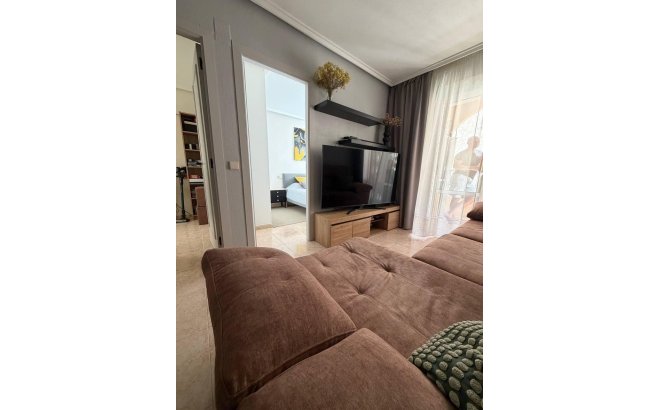 Resale - Apartment -
Torrevieja - Centro