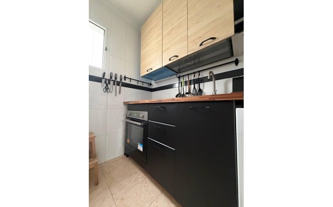 Resale - Apartment -
Torrevieja - Centro
