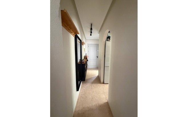 Resale - Apartment -
Torrevieja - Centro