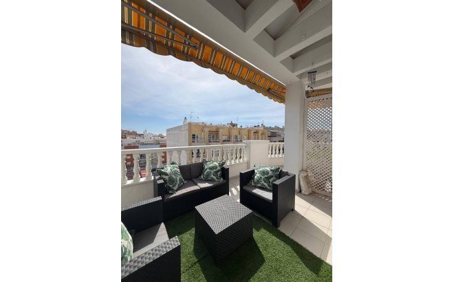 Resale - Penthouse -
Torrevieja - Playa del Cura