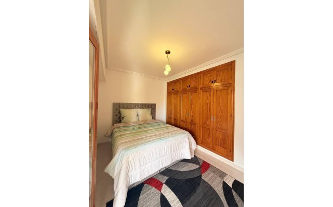 Resale - Penthouse -
Torrevieja - Playa del Cura