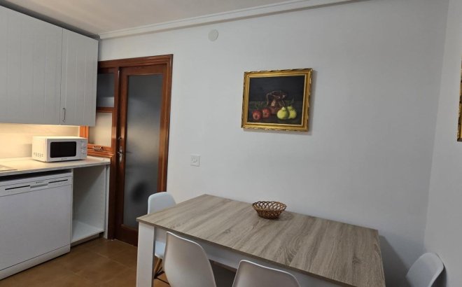 Resale - Apartment -
Torrevieja - Centro