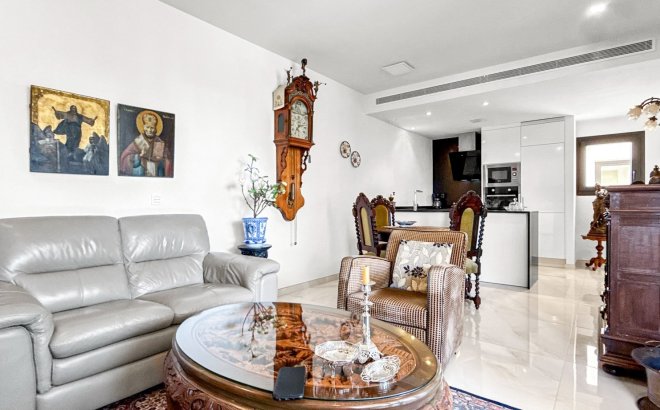 Resale - Apartment -
Orihuela Costa - Costa Blanca