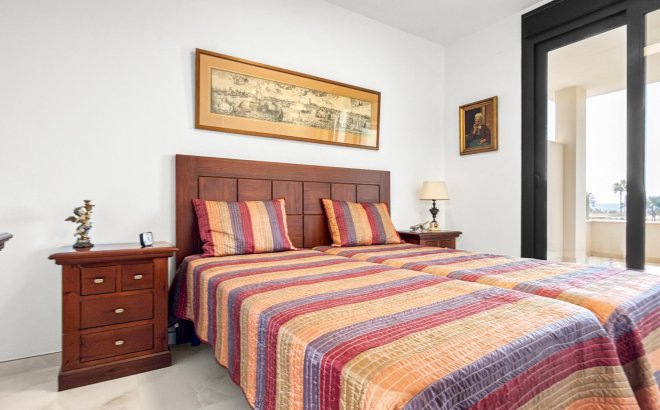 Resale - Apartment -
Orihuela Costa - Costa Blanca