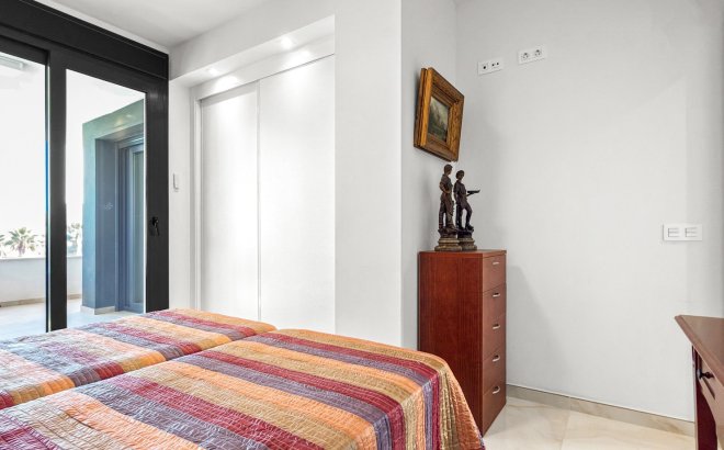 Resale - Apartment -
Orihuela Costa - Costa Blanca