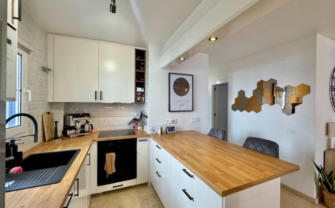 Resale - Bungalow -
Orihuela Costa - Villamartín-las Filipinas